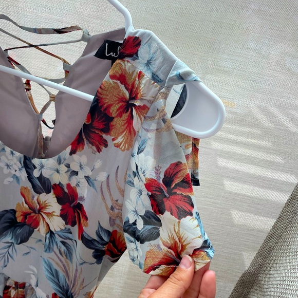 Cute Lulus dress size small - Picture 4 of 5